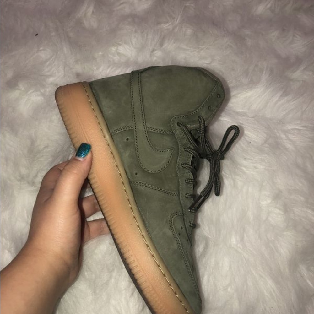 Nike Air Force 1 - Picture 3 of 4